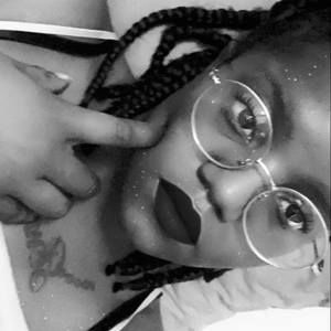 Meet your Posher, Jade